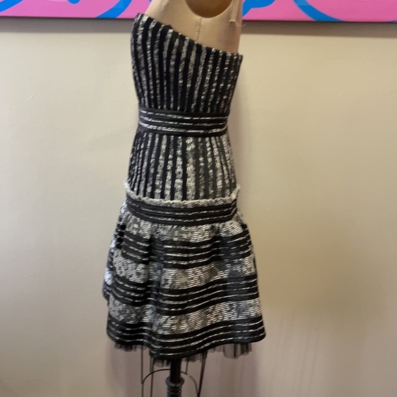BCBGMaxAzria Black White Strapless Party Dress - Picture 11 of 14